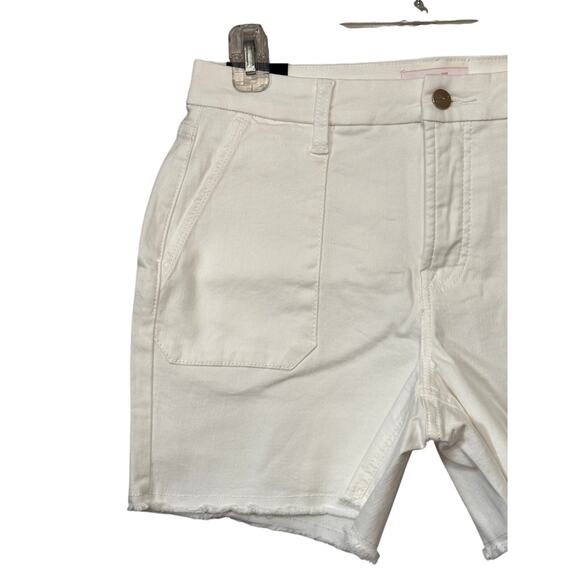 Jen7 Mid Rise Jean Shorts Frayed Hem Buttoned Zip Fly Solid Cream Women's 6 NWT - Picture 2 of 9